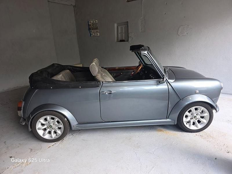 Grau Gebraucht 1989 Mini 1000 Sport Kleinwagen | 9.390 € - Bild 1/4