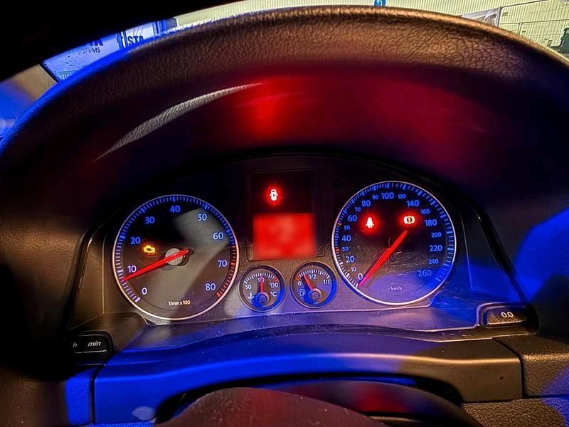 Gebraucht VW Golf Plus Cross 114 PS (83 kW) 2005 Blau Van / Kleinbus