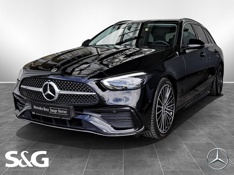 Unilack schwarz Gebraucht 2024 Mercedes C180 AMG Kombi | 37.880 € (Fairer Preis) - Bild 1/4
