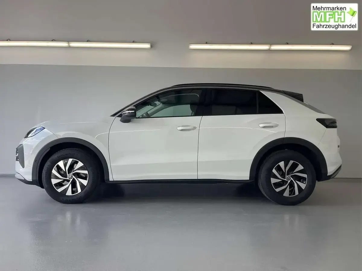 Neu VW T-Roc Life 150 PS (110 kW) 2026 [0qa1] pure white / dac... SUV