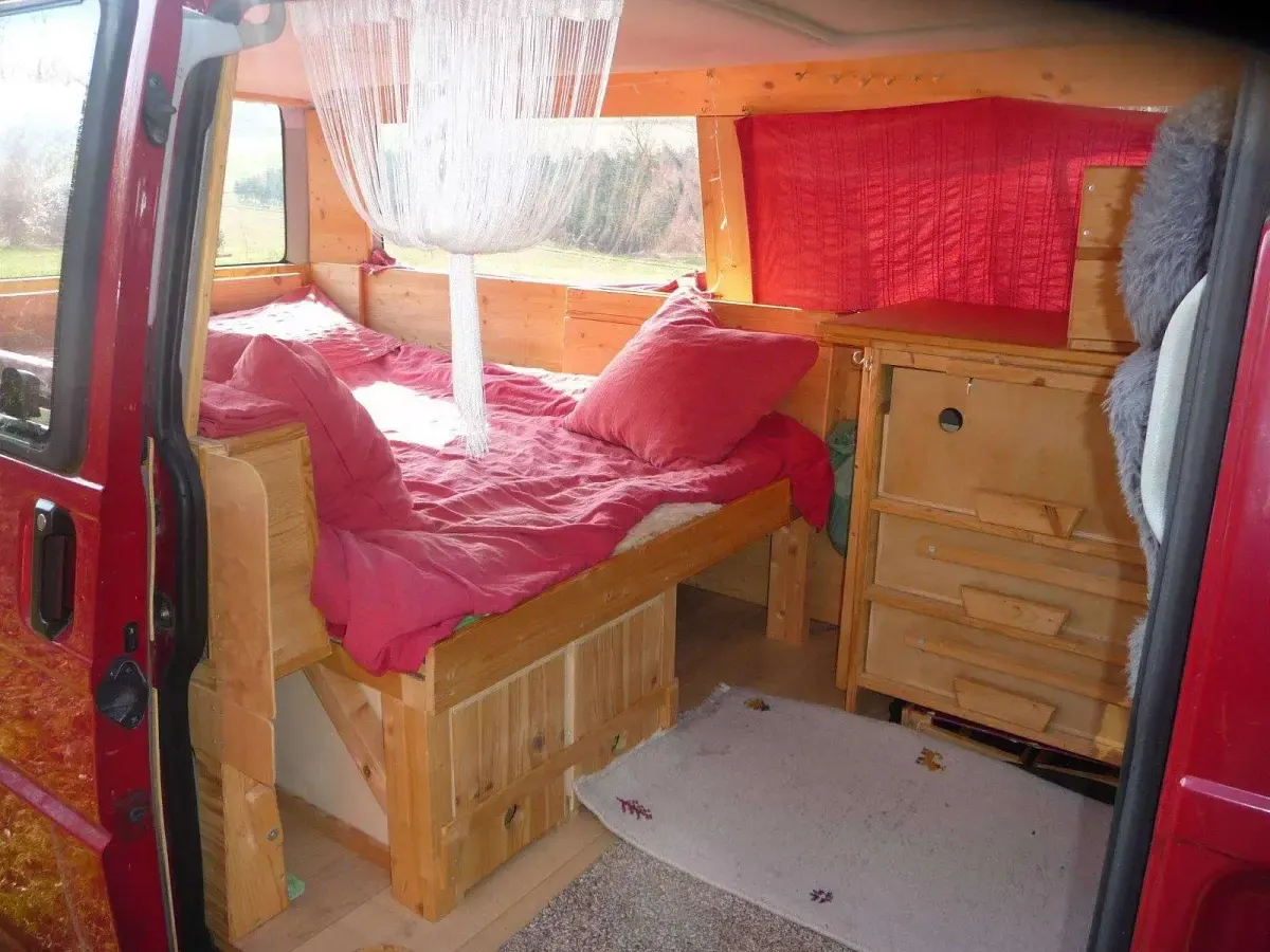Gebraucht VW Caravelle 116 PS (85 kW) 1998 Rot Van / Kleinbus