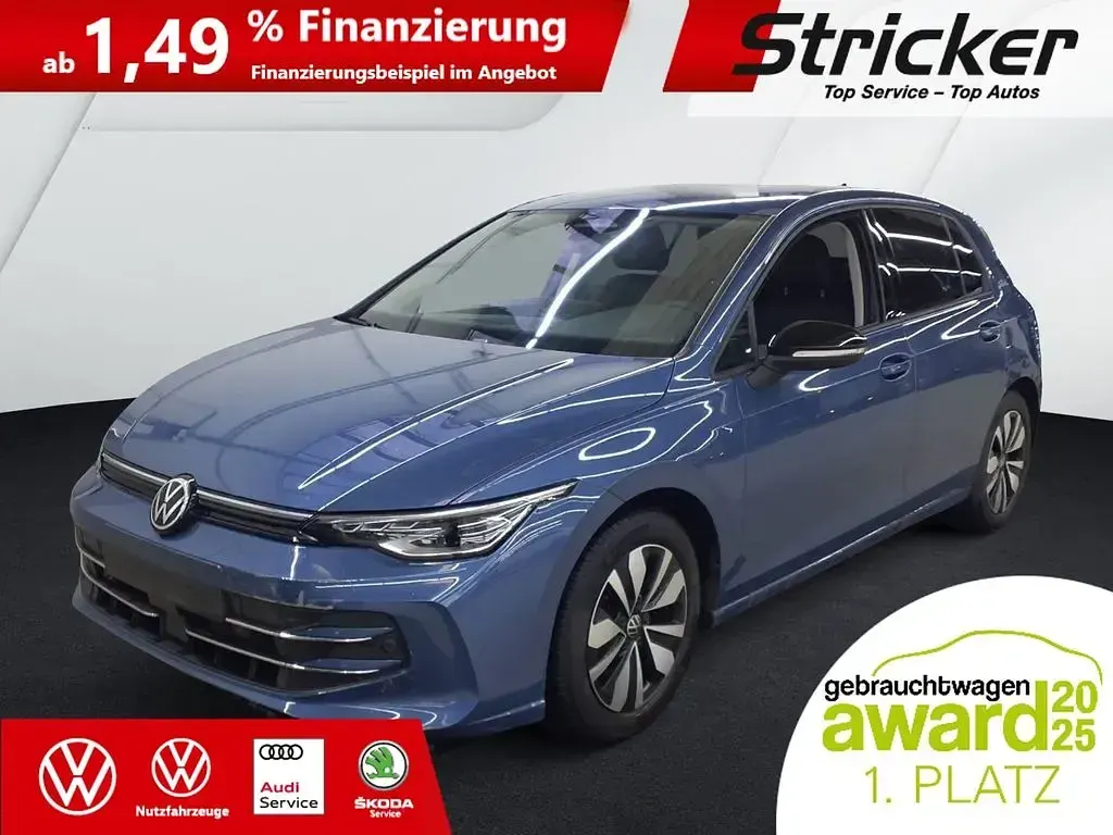 Gebraucht VW Golf VIII Goal 150 PS (110 kW) 2025 Blau Limousine