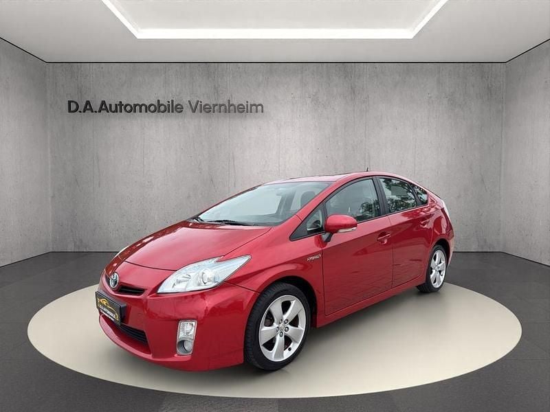 Gebraucht Toyota Prius Life 121 PS (88 kW) 2010 Rot Kleinwagen