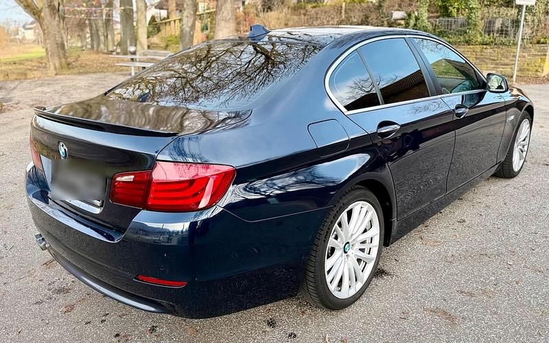 Gebraucht BMW 520 M Sport 184 PS (135 kW) 2011 Blau Limousine