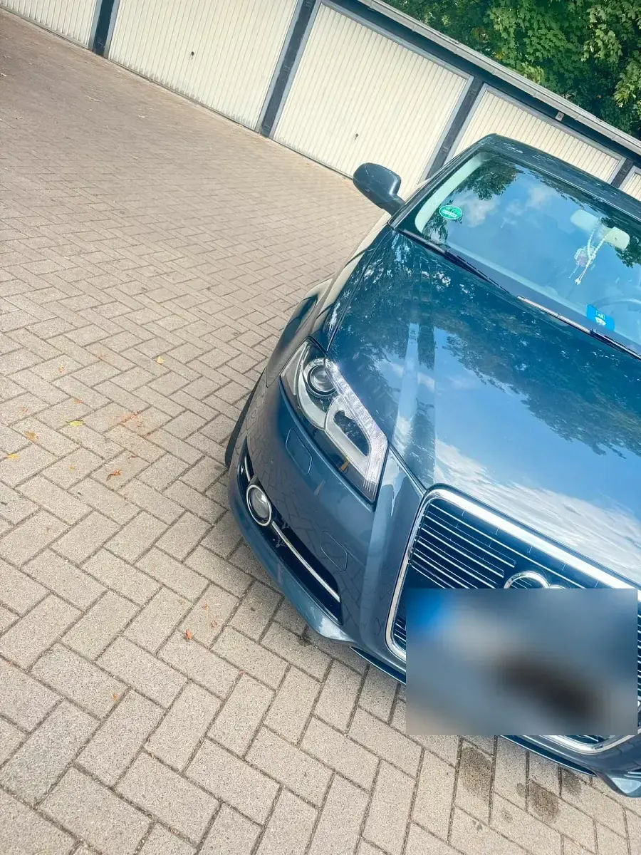 Gebraucht Audi A1 Ambiente 125 PS (91 kW) 2010 Grau Kleinwagen