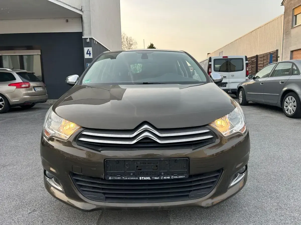 Gebraucht Citroën C4 SELECTION 120 PS (88 kW) 2014 Braun Kombi