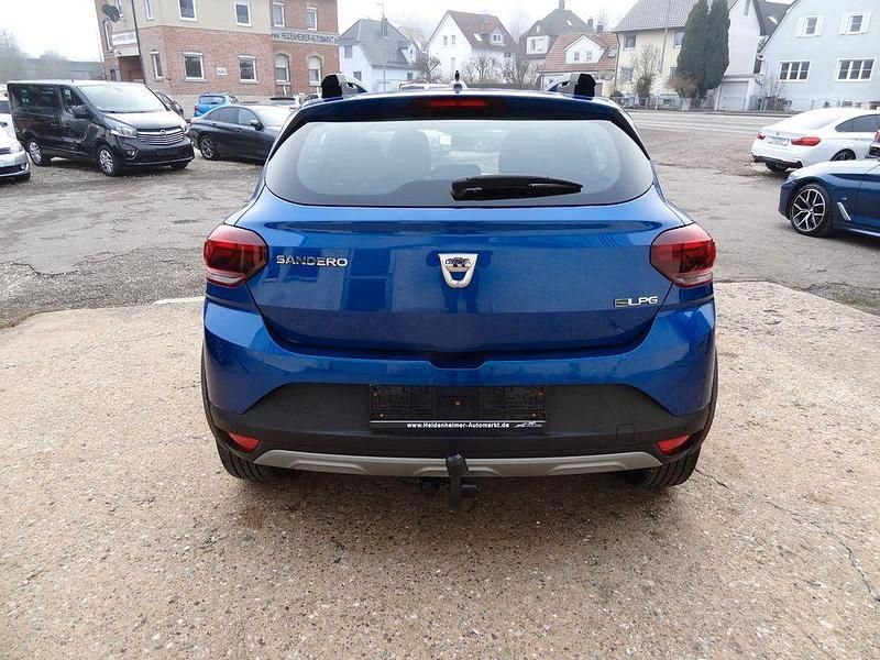 Gebraucht Dacia Sandero Comfort 101 PS (74 kW) 2021 Blau Limousine