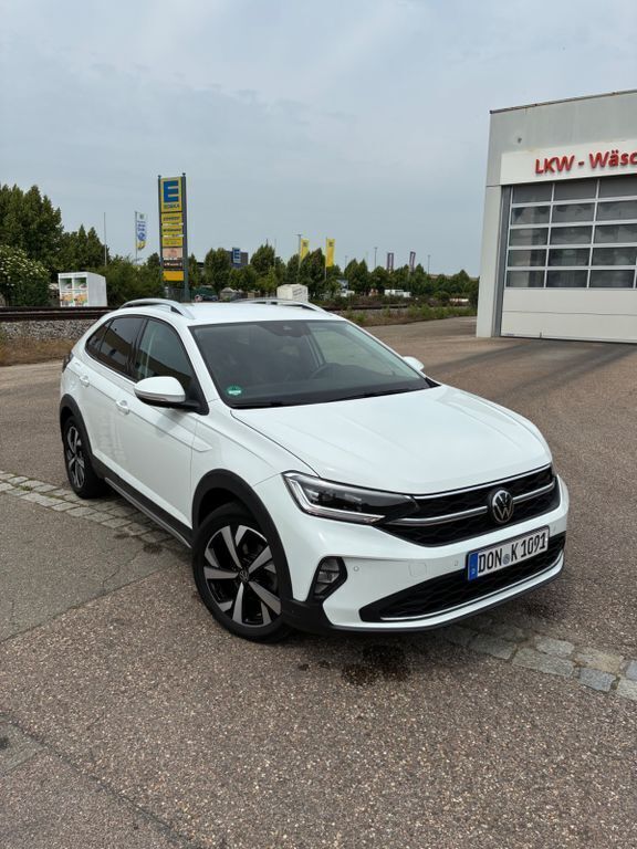 Weiß Gebraucht 2023 VW Taigo Move SUV | 22.999 € (Guter Preis) - Bild 1/4