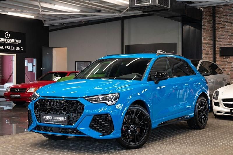 Blau Gebraucht 2021 Audi RS Q3 Sport SUV | 52.990 € (Fairer Preis) - Bild 1/4