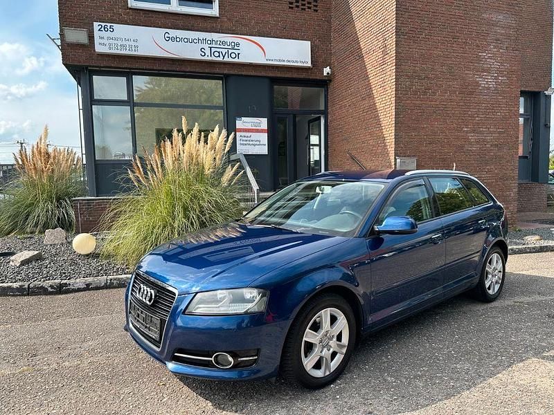 Blau Gebraucht 2012 Audi A3 Sportback Attraction Kleinwagen | 3.000 € (Fairer Preis) - Bild 1/4