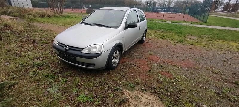 Silber Gebraucht 2002 Opel Corsa Kleinwagen | 200 € (Guter Preis) - Bild 1/4