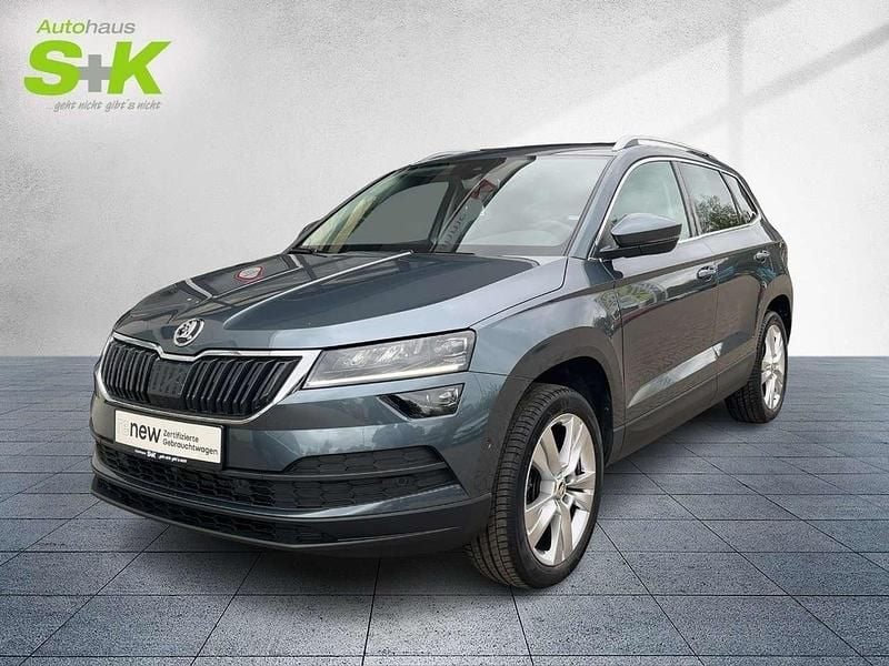 Quarzgrau metallic, quarzgrau metallic (grau) Gebraucht 2017 Skoda Karoq Style SUV | 20.980 € (Guter Preis) - Bild 1/4