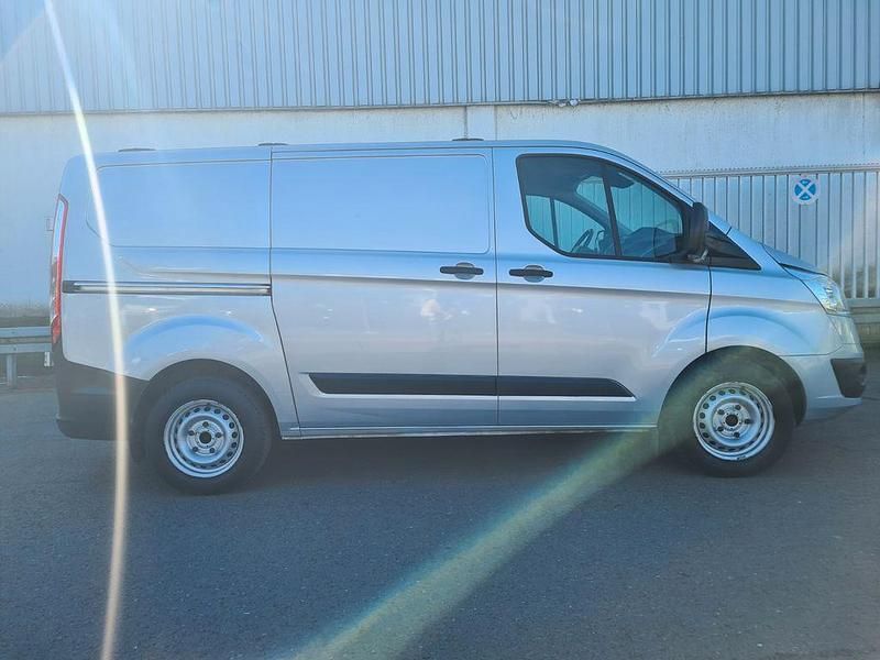 Usata Ford Transit Custom 105 CV (77 kW) 2017 Grigio Monovolume