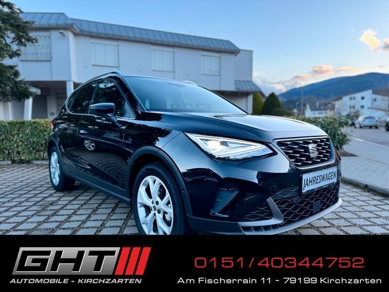 Schwarz Gebraucht 2024 Seat Arona FR SUV | 23.490 € (Etwas zu teuer) - Bild 1/4