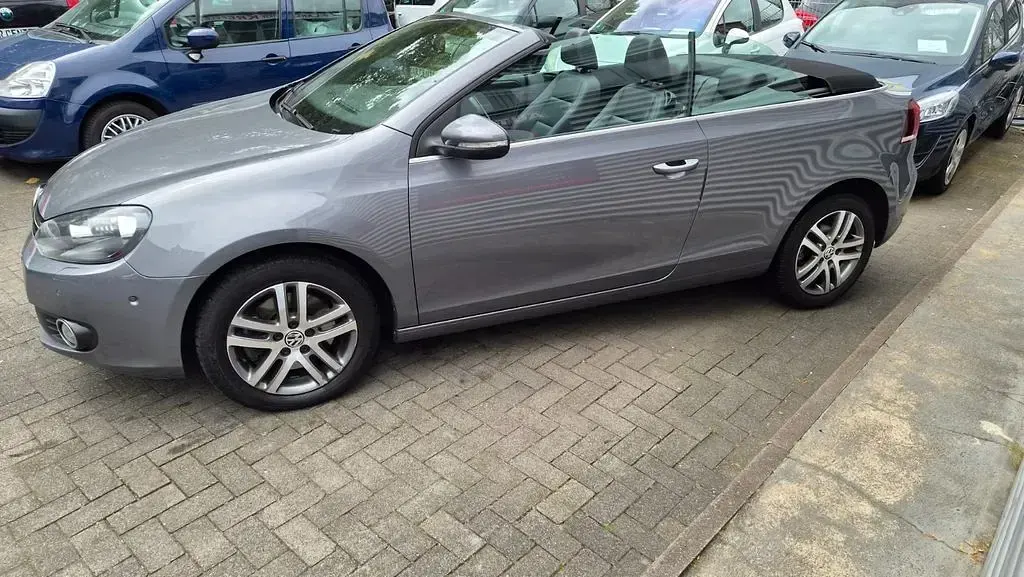 Gebraucht VW Golf Cabriolet 160 PS (117 kW) 2012 Grau Cabrio