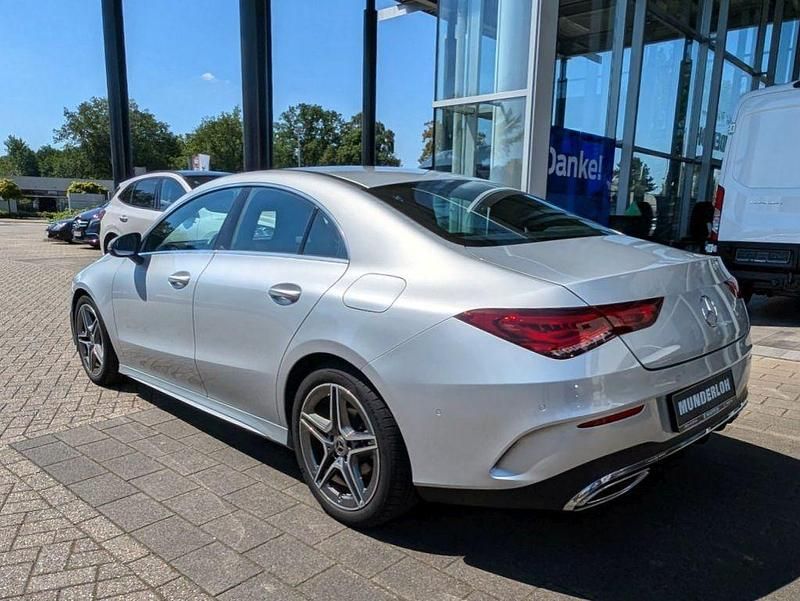Gebraucht Mercedes CLA180 Business 136 PS (100 kW) 2023 Iridiumsilber metallic Limousine