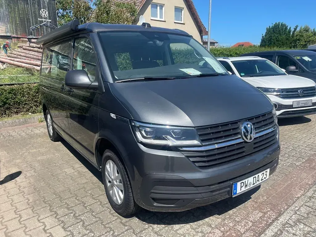 Second-hand VW Multivan Beach 150 CP (110 kW) 2025 Gri Monovolum