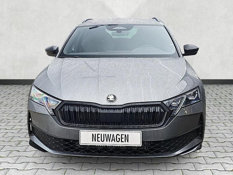 Neu Skoda Octavia Selection 150 PS (110 kW) 2025 Graphite grey metallic Kombi