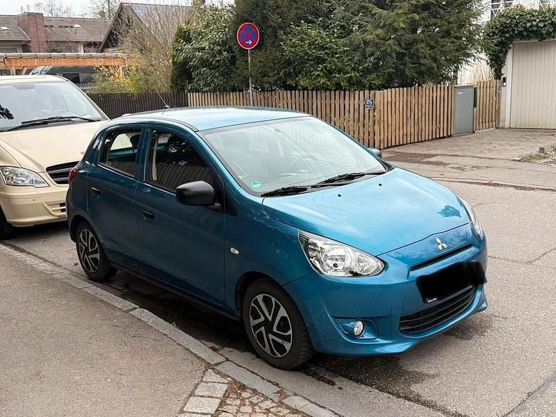 Gebraucht Mitsubishi Space Star 71 PS (52 kW) 2016 Blau Kleinwagen