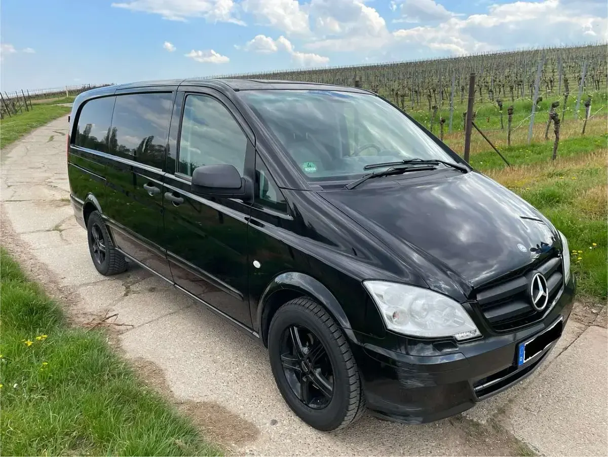 Gebraucht Mercedes Vito 163 PS (119 kW) 2010 Schwarz Van
