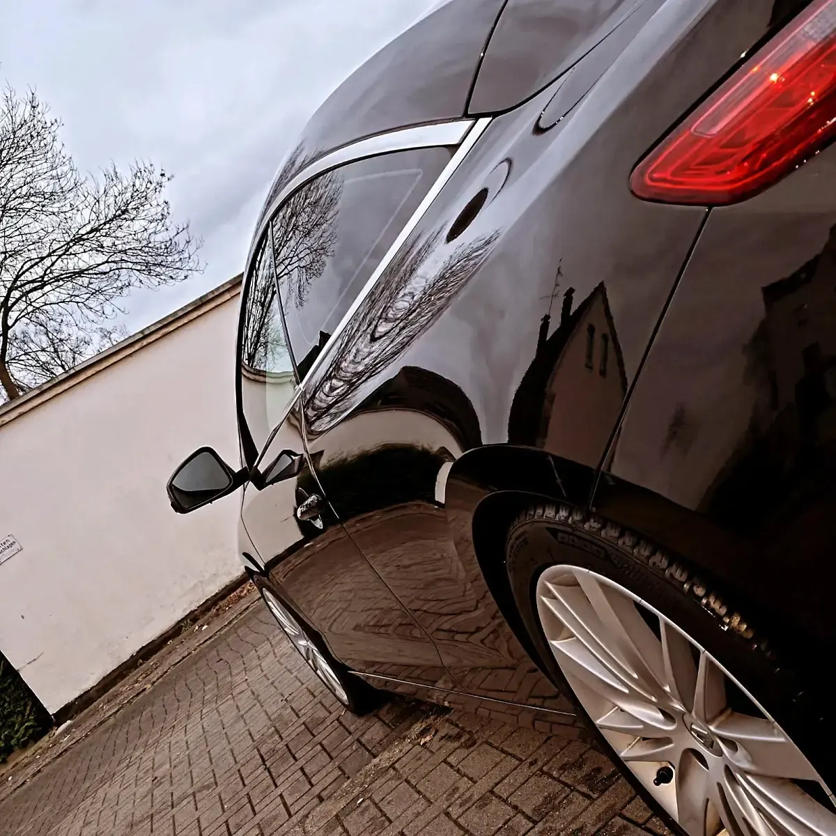 Gebraucht Renault Laguna Coupé 245 PS (180 kW) 2010 Schwarz Coupé