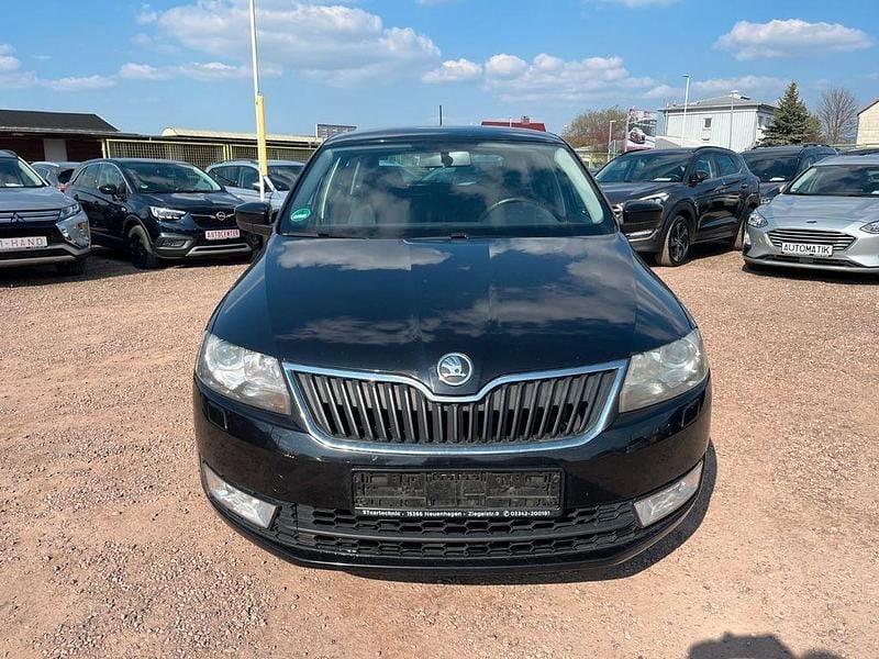 Gebraucht Skoda Rapid Elegance 90 PS (66 kW) 2013 Schwarz Kleinwagen