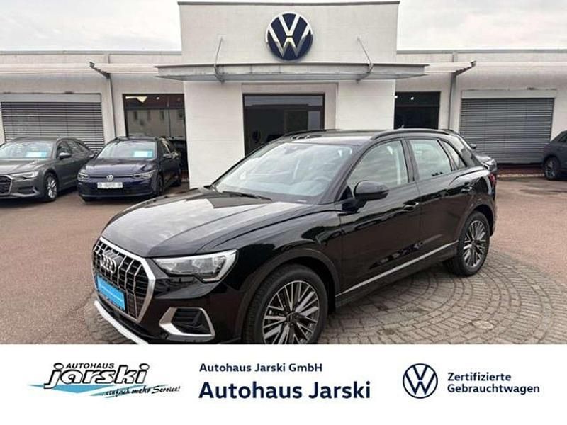 Schwarz Neu 2025 Audi Q3 Advanced SUV | 38.988 € (Superpreis) - Bild 1/4