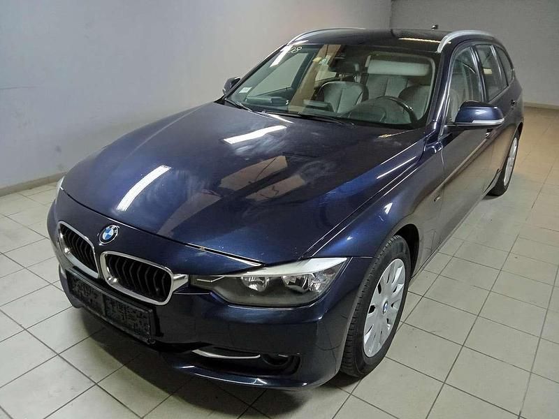 Usata BMW 318 143 CV (105 kW) 2013 Blu Station wagon