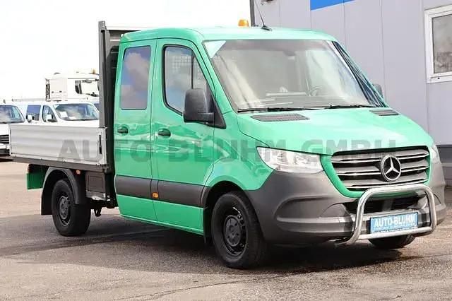 Second-hand Mercedes Sprinter 163 CP (119 kW) 2019 Verde Van