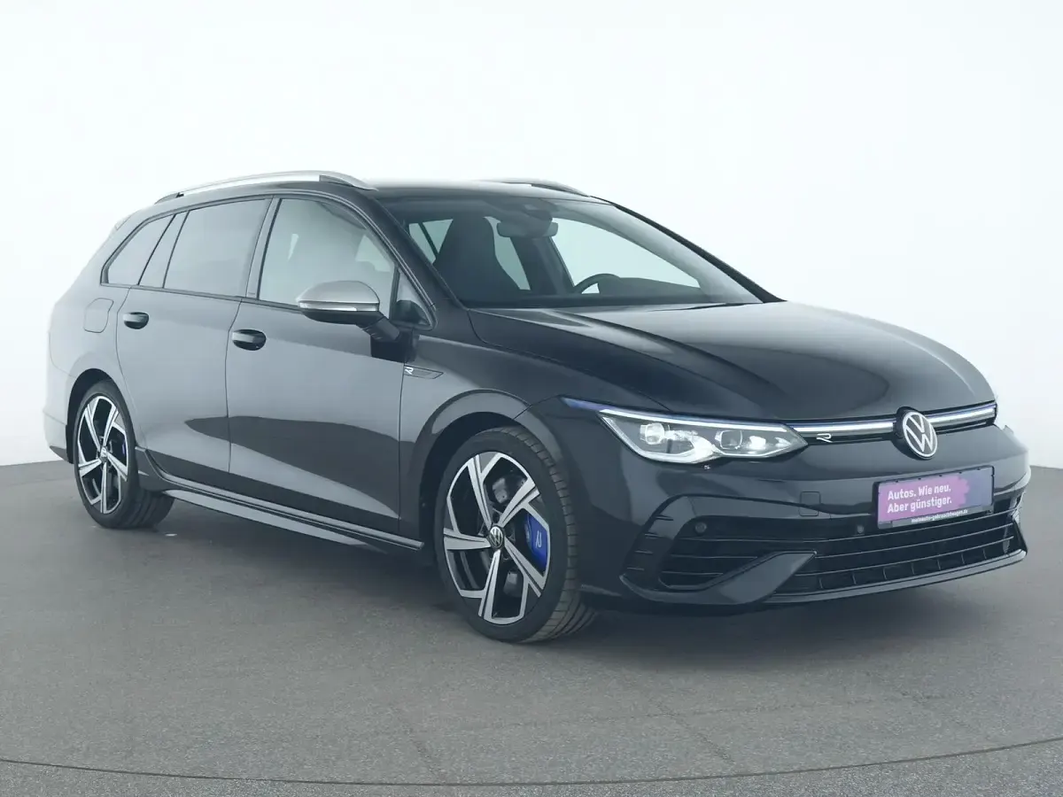 Gebraucht VW Golf VIII R 320 PS (235 kW) 2023 Deep black Limousine