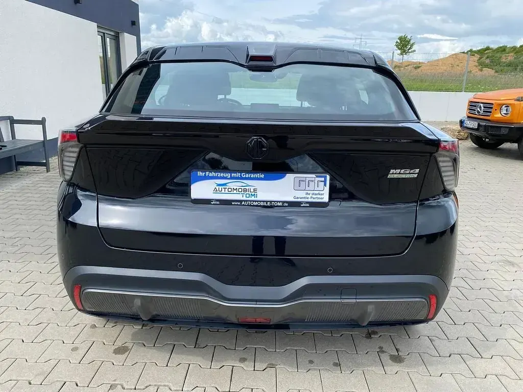 Używany MG MG4 EV 125 kW (170 KM) 2022 Czarny Hatchback