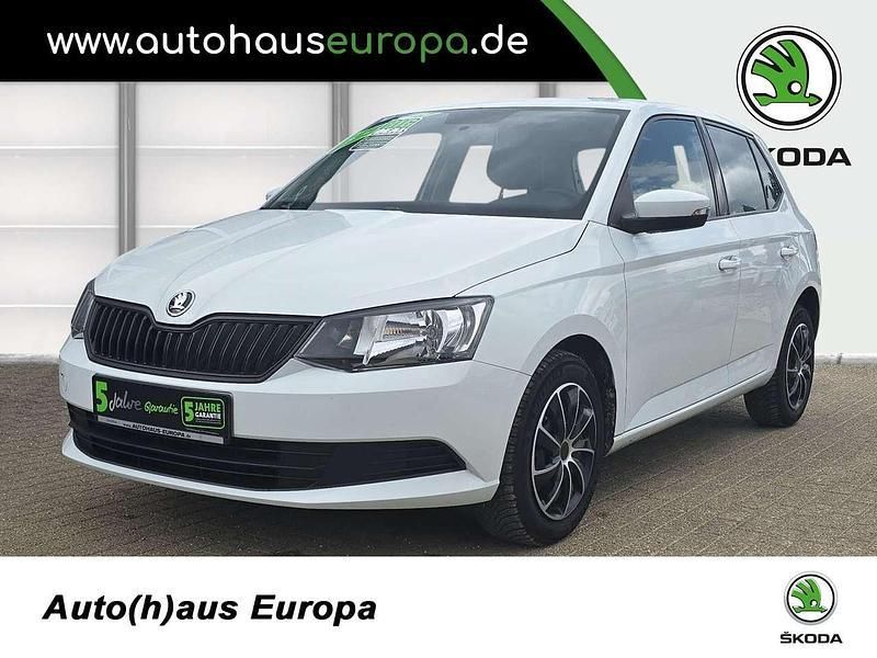 Laserweiss Gebraucht 2018 Skoda Fabia Cool Plus Limousine | 8.980 € (Fairer Preis) - Bild 1/4