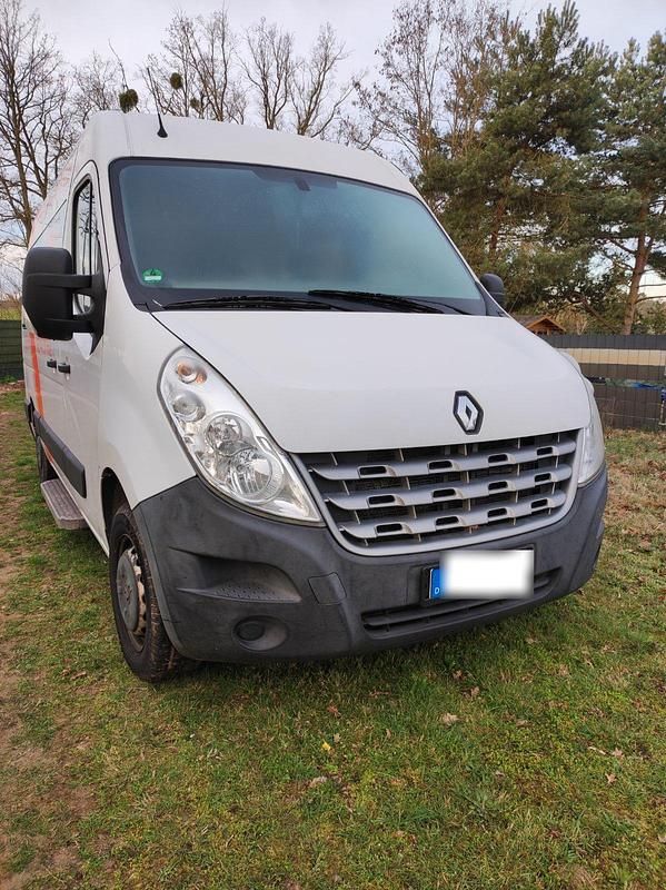 Second-hand Renault Master 100 CP (73 kW) 2011 Alb Monovolum