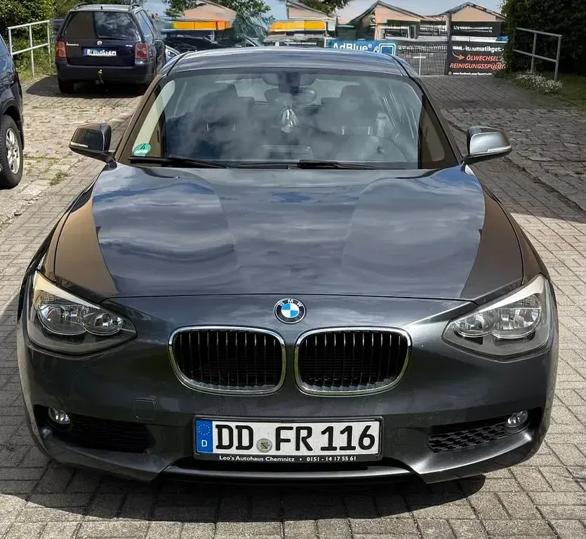 Gebraucht BMW 114 Sport Line 102 PS (75 kW) 2013 Grau Kleinwagen