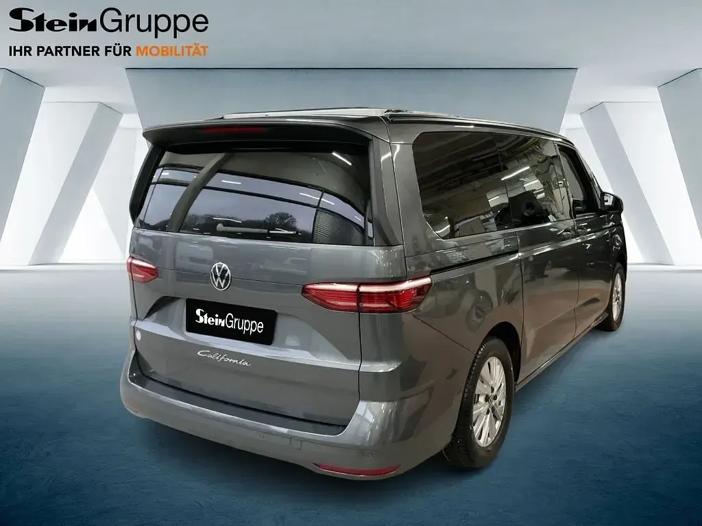 Neu VW California Beach 150 PS (110 kW) 2026 Grau Van