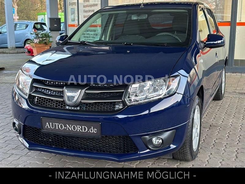 Blau Gebraucht 2014 Dacia Sandero Limousine | 5.790 € (Etwas zu teuer) - Bild 1/4