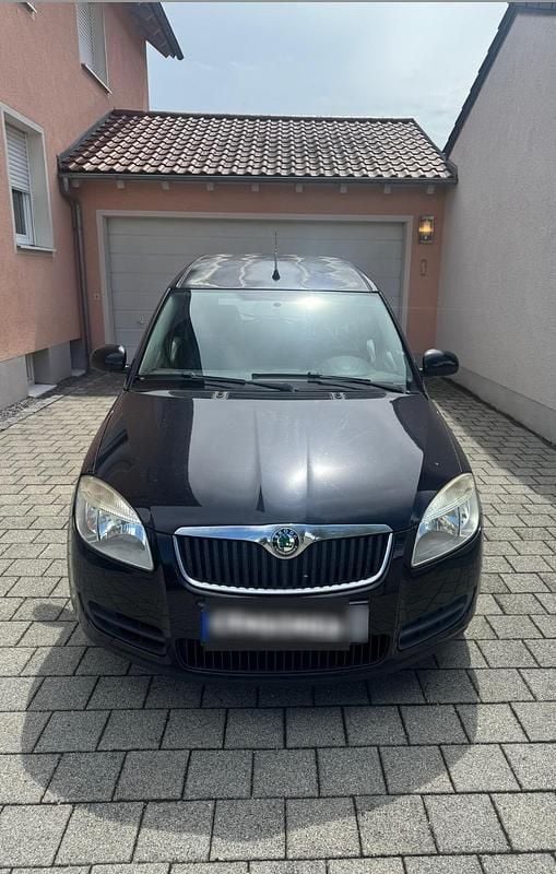 Schwarz Gebraucht 2006 Skoda Roomster Kombi | 2.399 € - Bild 1/4
