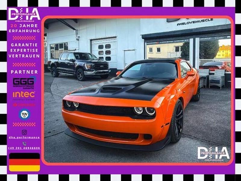 Gebraucht Dodge Challenger 492 PS (361 kW) 2022 Go mango Coupé