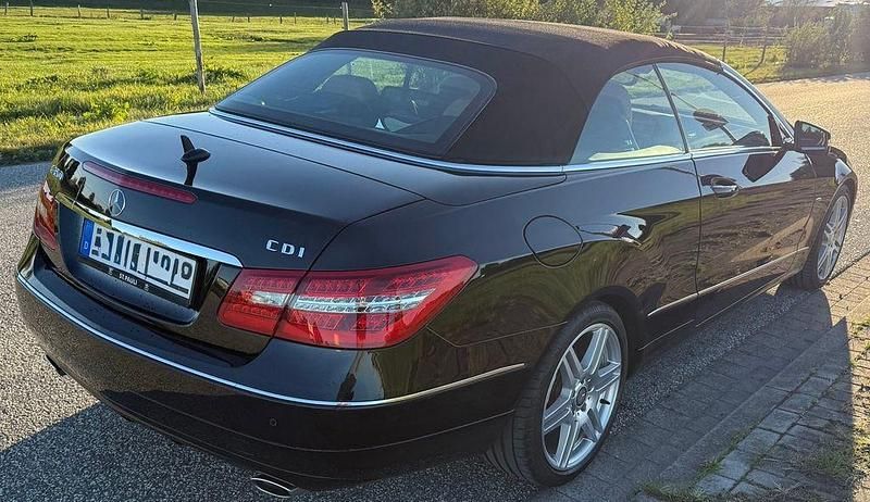 Gebraucht Mercedes E350 Avantgarde 231 PS (169 kW) 2010 Schwarz Cabrio