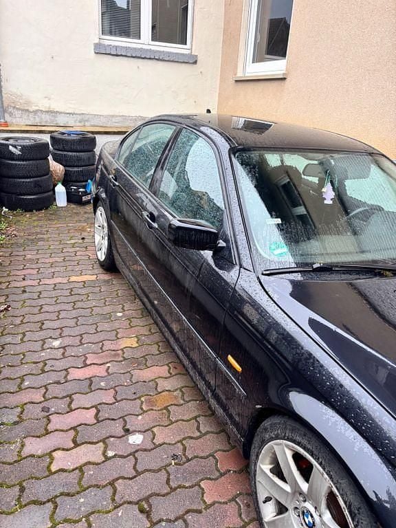 Gebraucht BMW 320 Performance 150 PS (110 kW) 2000 Schwarz Limousine