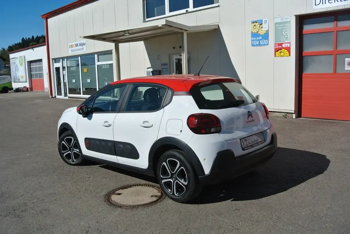 Gebraucht Citroën C3 Shine 82 PS (60 kW) 2019 Weiß Kleinwagen