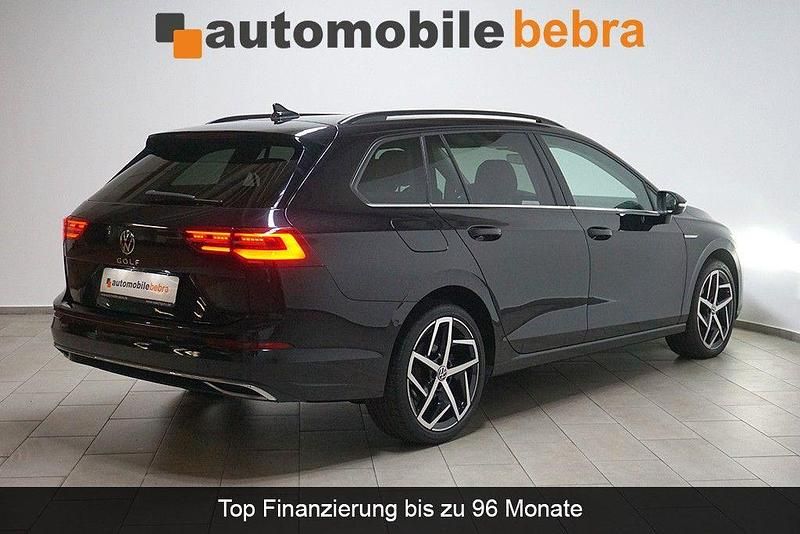 Gebraucht VW Golf VIII Style 150 PS (110 kW) 2021 Schwarz Limousine