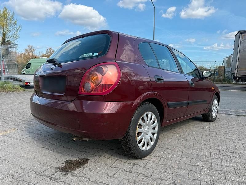 Gebraucht Nissan Almera 98 PS (72 kW) 2004 Rot Kleinwagen