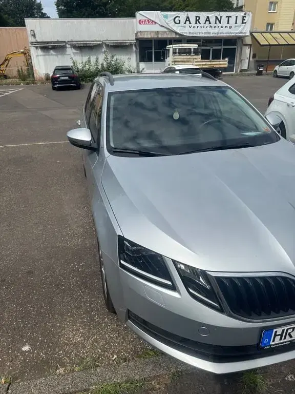 Gebraucht Skoda Octavia Ambition 116 PS (85 kW) 2018 Silber Kombi