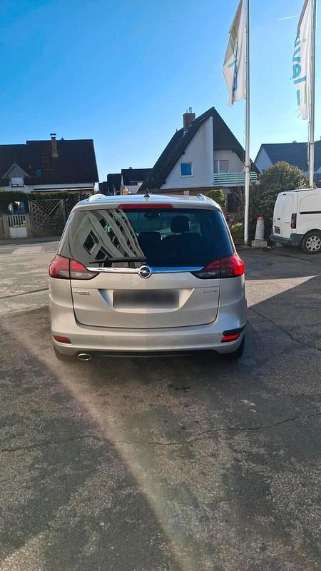 Gebraucht Opel Zafira 165 PS (121 kW) 2012 Silber Van / Kleinbus