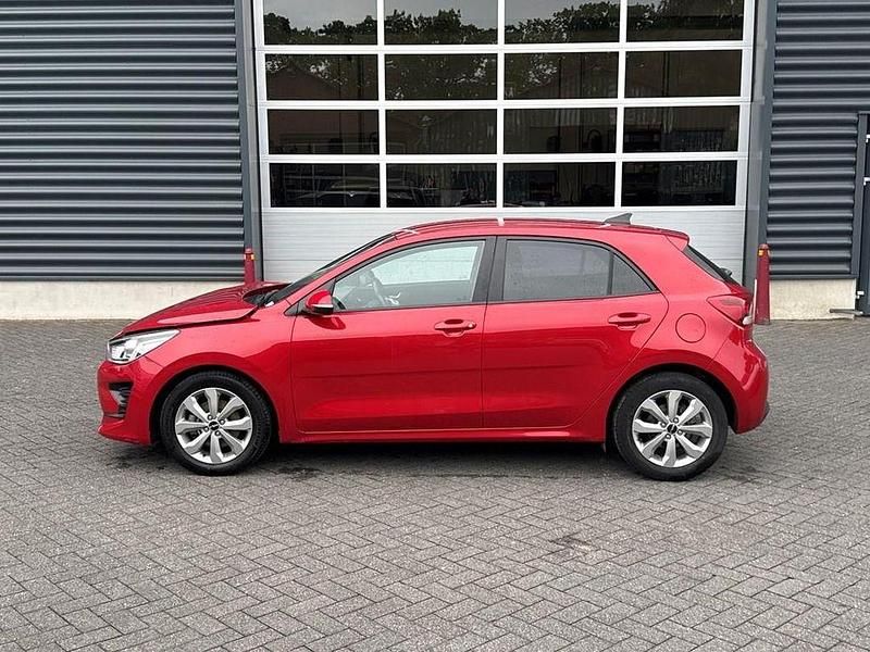 Gebraucht Kia Rio GT-Line 101 PS (74 kW) 2022 Rot Limousine