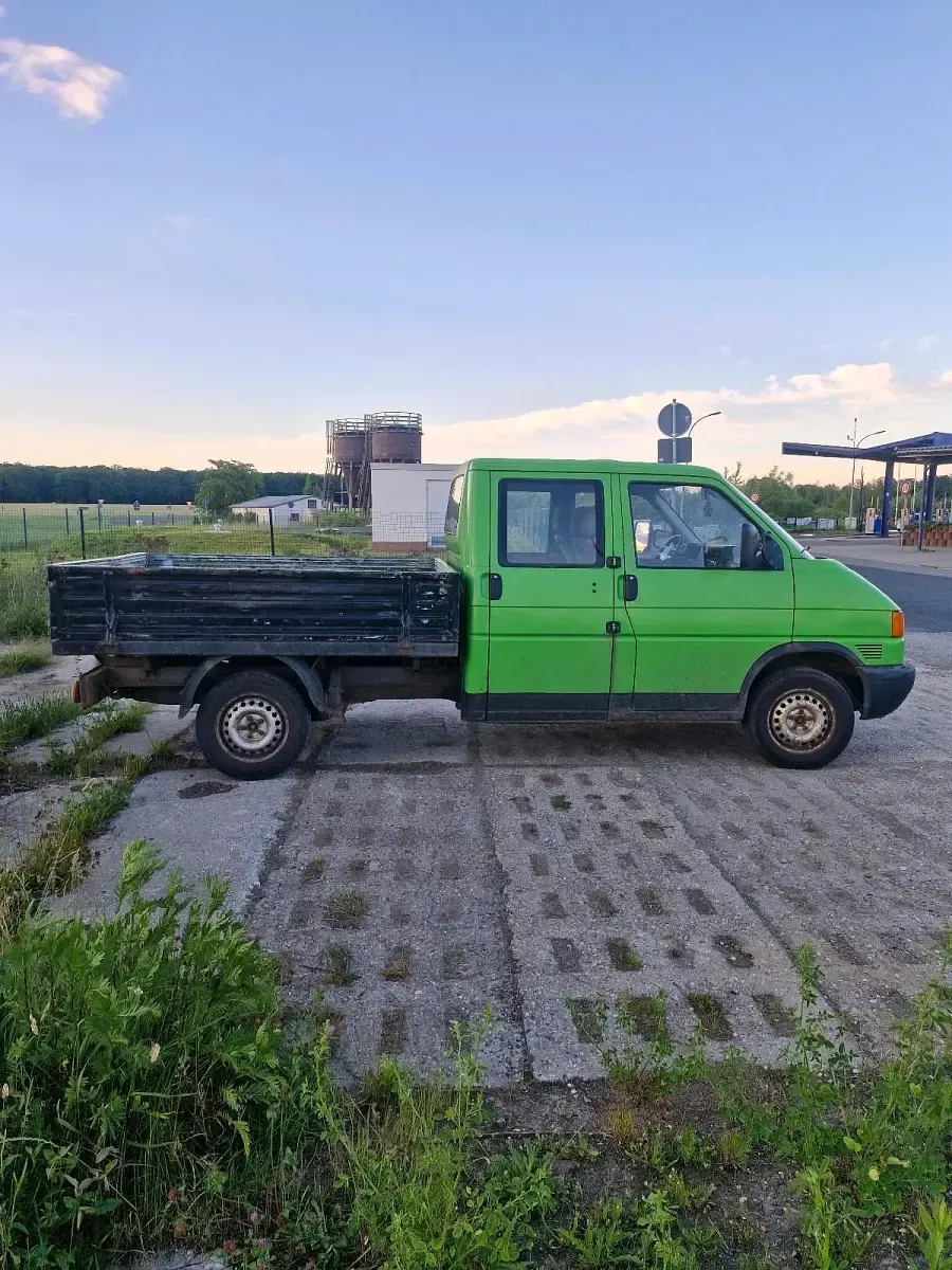 Gebraucht VW T4 68 PS (50 kW) 1997 Grün Van