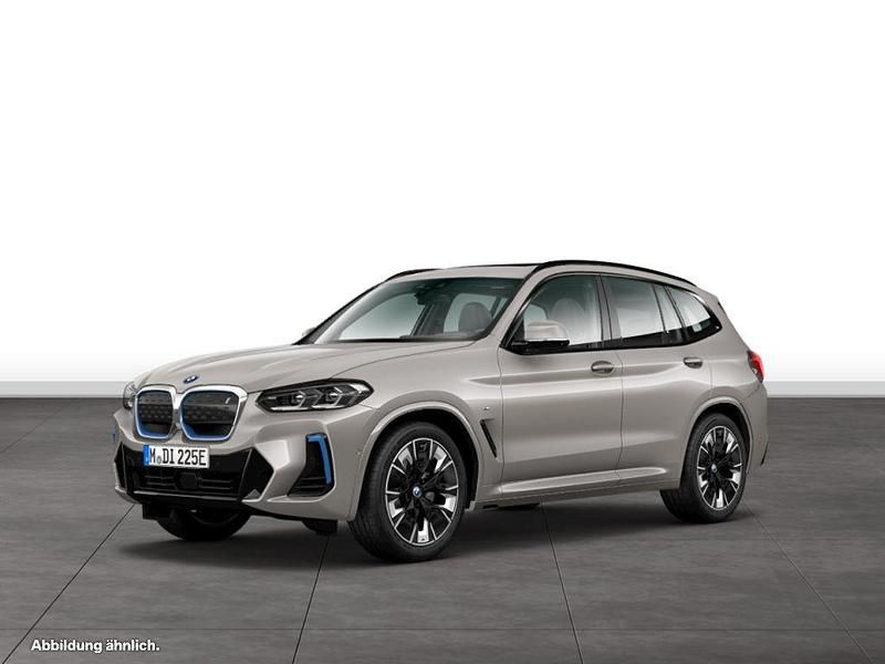Grau Gebraucht 2024 BMW iX3 M Sport SUV | 52.483 € (Fairer Preis) - Bild 1/2