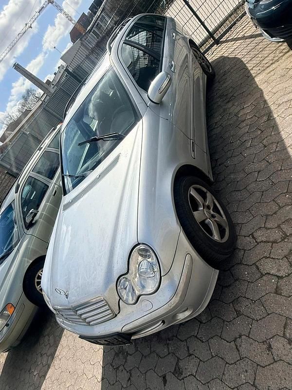 Second-hand Mercedes C200 2006 Argintiu Break