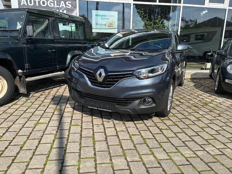 Grau Gebraucht 2017 Renault Kadjar Experience SUV | 11.990 € (Fairer Preis) - Bild 1/4